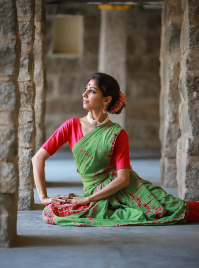 Extra long cotton practice saree specially designed for dancers, hand block printed all the way from Jaipur. Want something unique for your practice sessions? Perfect to sweat it out in dance class for all your Bharatanatyam, Kuchipudi, Odissi dancers!